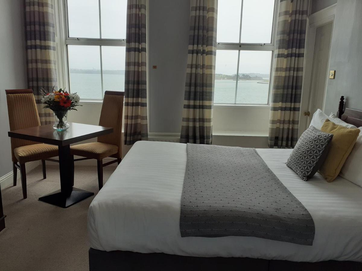 Commodore Hotel Cobh Eksteriør bilde