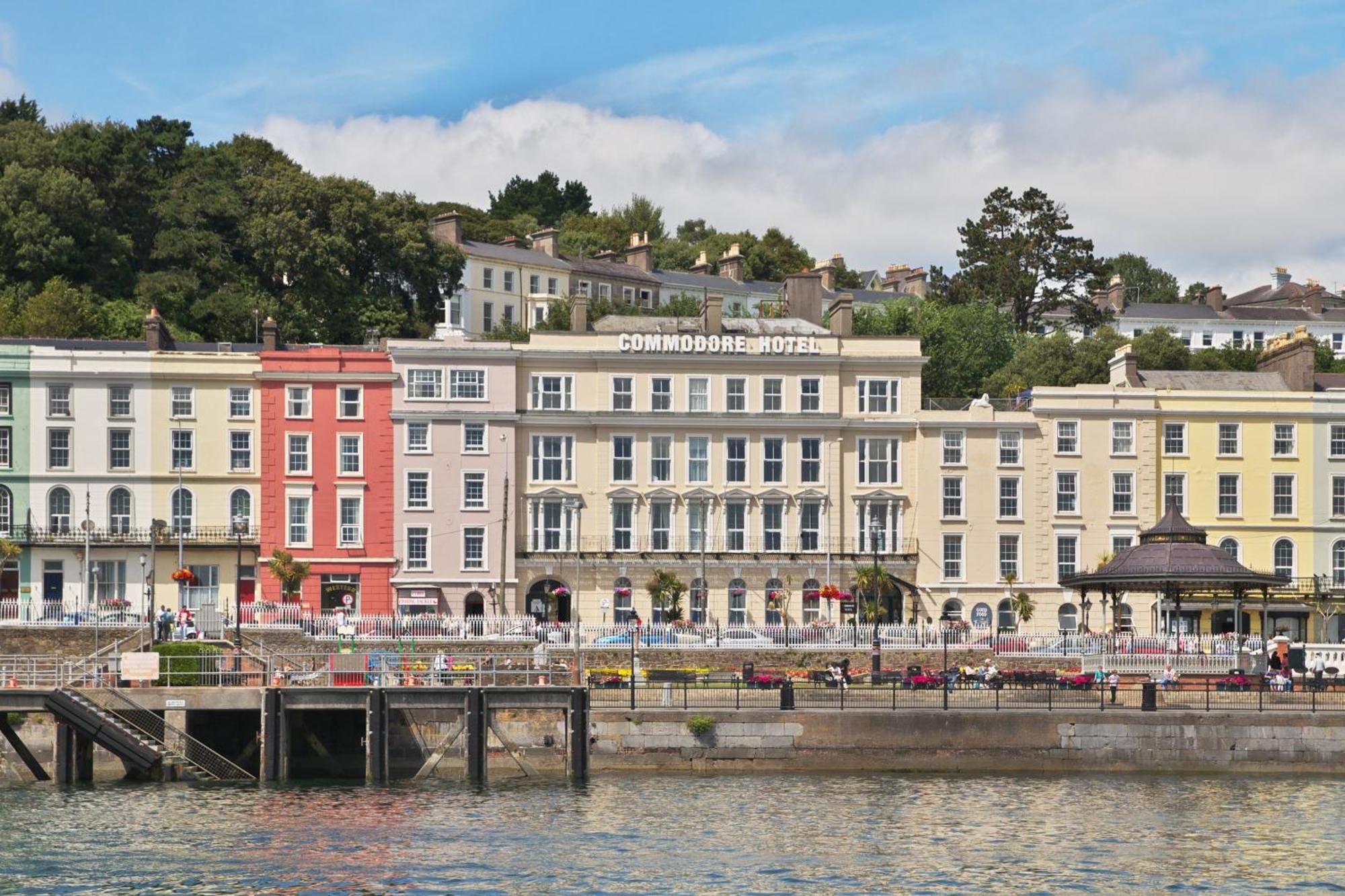 Commodore Hotel Cobh Eksteriør bilde