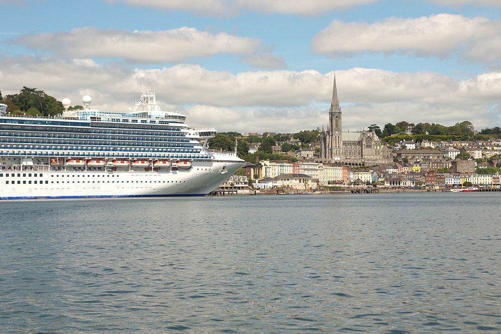 Commodore Hotel Cobh Eksteriør bilde