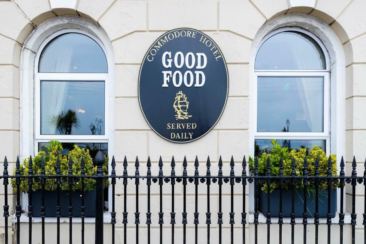 Commodore Hotel Cobh Eksteriør bilde